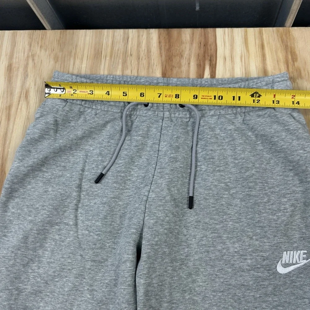 Nike Women's Small Gray Drawstring Sweatpants Joggers Casual Athleisure Lounge